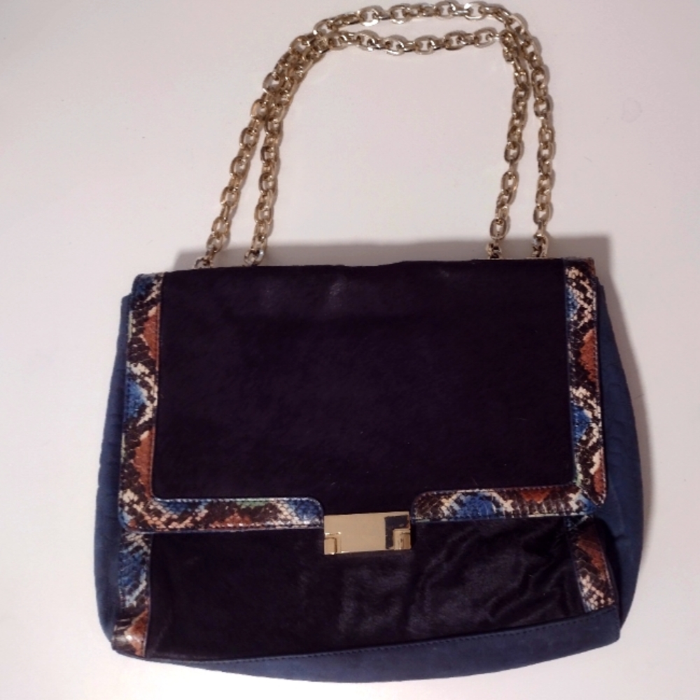Vintage Reign shoulder bag